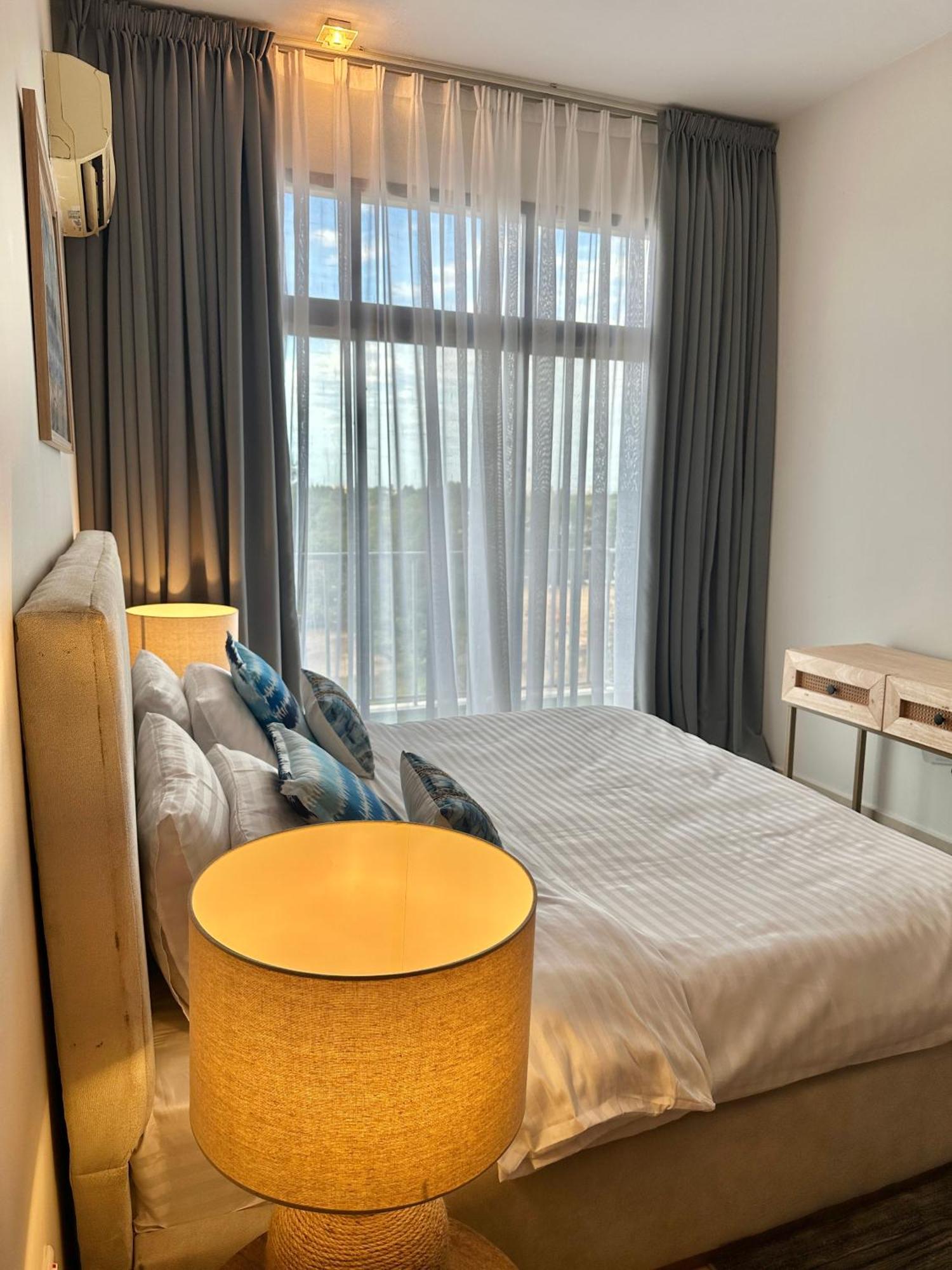 Coastalhome 75Inch Tv 5Min Drive To The City & Beach Dar es Salaam Eksteriør billede