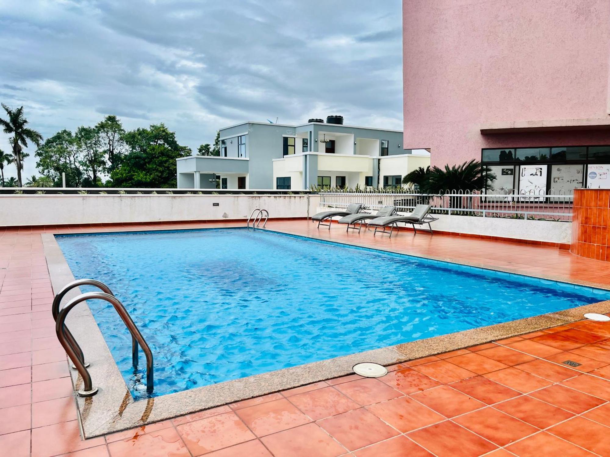 Coastalhome 75Inch Tv 5Min Drive To The City & Beach Dar es Salaam Eksteriør billede