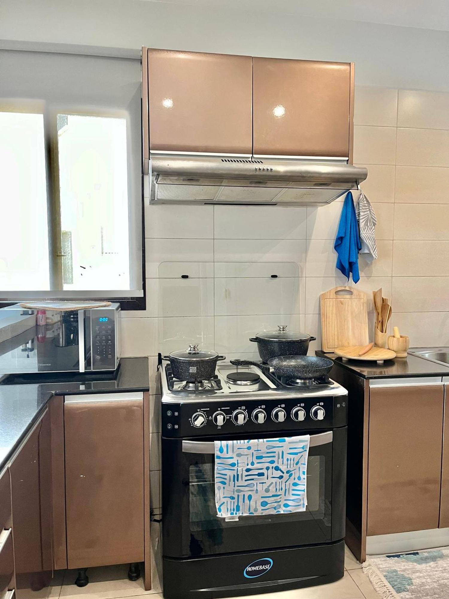 Coastalhome 75Inch Tv 5Min Drive To The City & Beach Dar es Salaam Eksteriør billede