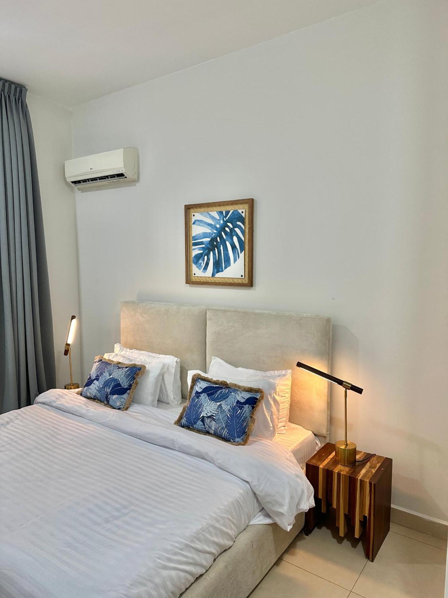 Coastalhome 75Inch Tv 5Min Drive To The City & Beach Dar es Salaam Eksteriør billede